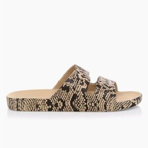 Freedom Moses sandals, size 37-38